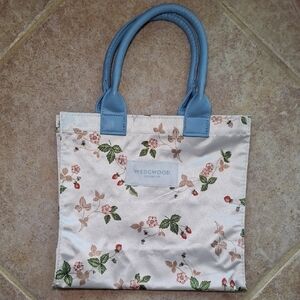 Wedgwood Floral Tote - Cream and Blue